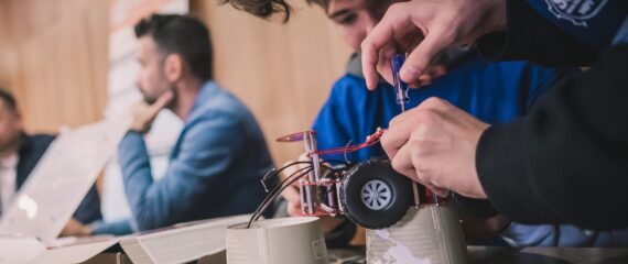 Vítězství v krajském kole soutěže Talenty pro firmy 2023 patří týmu TE Connectivity Trutnov s.r.o.
