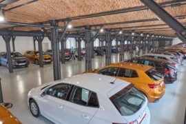 ZE STARÉ TEXTILNÍ TOVÁRNY UNIKÁTNÍ AUTOSALON!